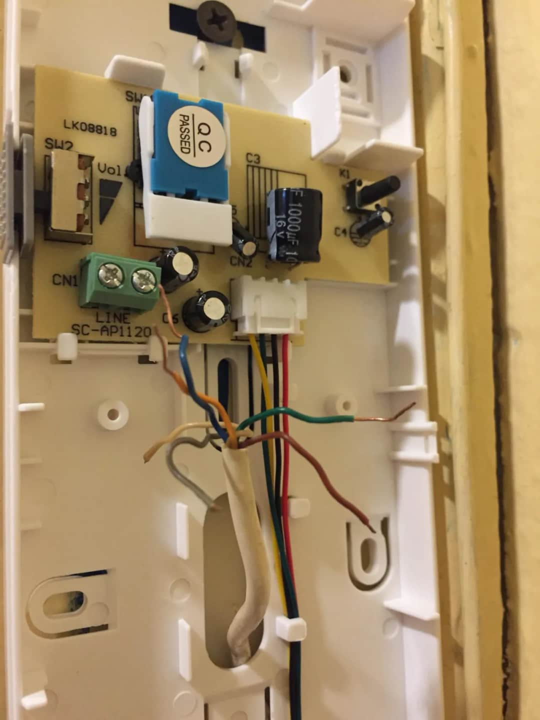 Jak podłączyć domofon 2-żyłowy: 7 kroków do udanej instalacji