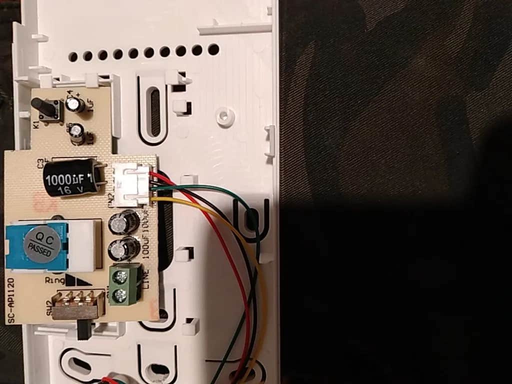 Jak podłączyć domofon Orno OR-AD-5002: 8 kroków do sukcesu