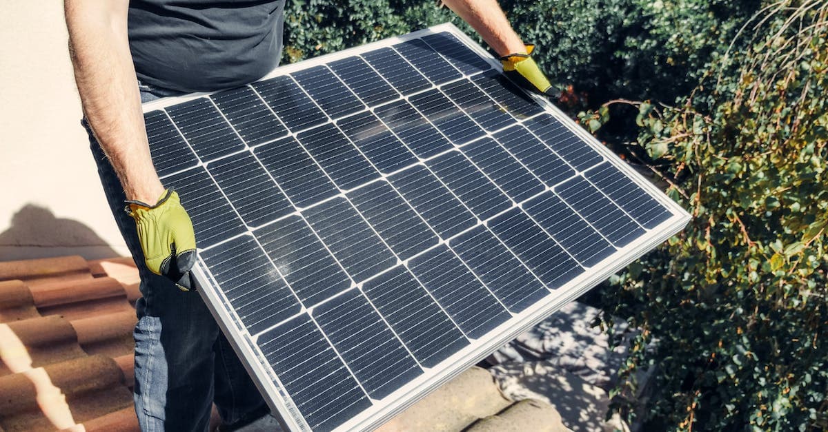 Ile kW daje 1 kWp paneli fotowoltaicznych - sprawdź w 4 krokach